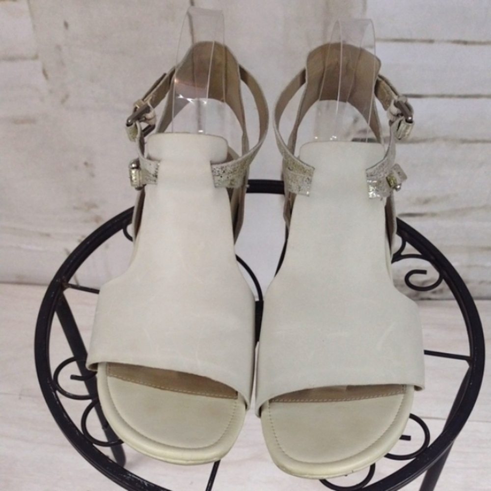 Ecco Gray and Silver Wedge Sandals with Ankle Strap Size 9.5 - Picture 3 of 8